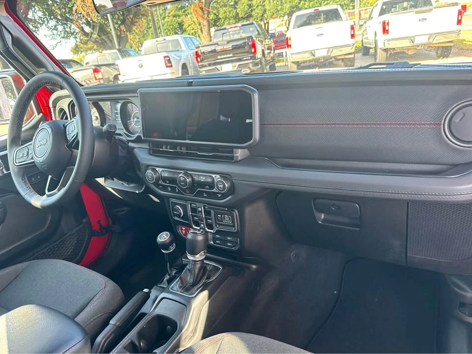 2026 Jeep JL Wrangler - Image 6 of 8