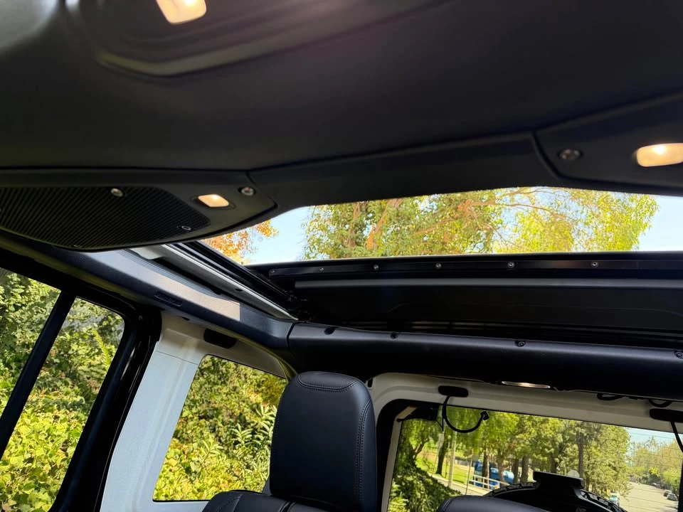 2026 Jeep JL Wrangler - Image 16 of 16