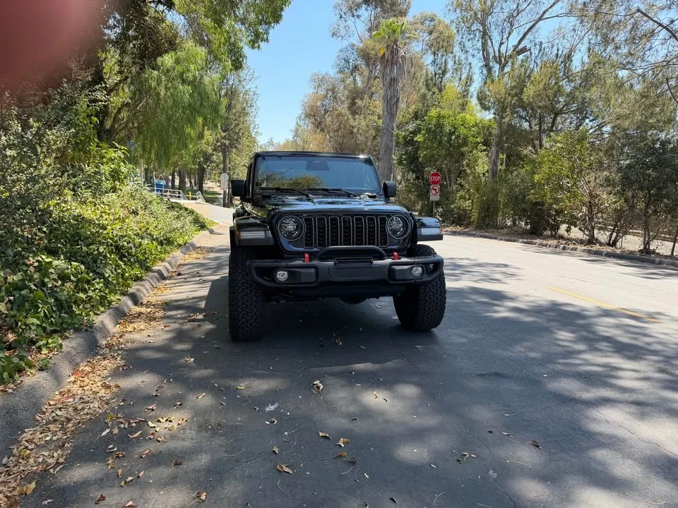 2026 Jeep JL Wrangler - Image 12 of 16