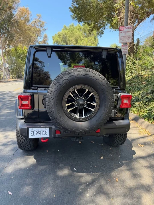 2026 Jeep JL Wrangler - Image 7 of 16