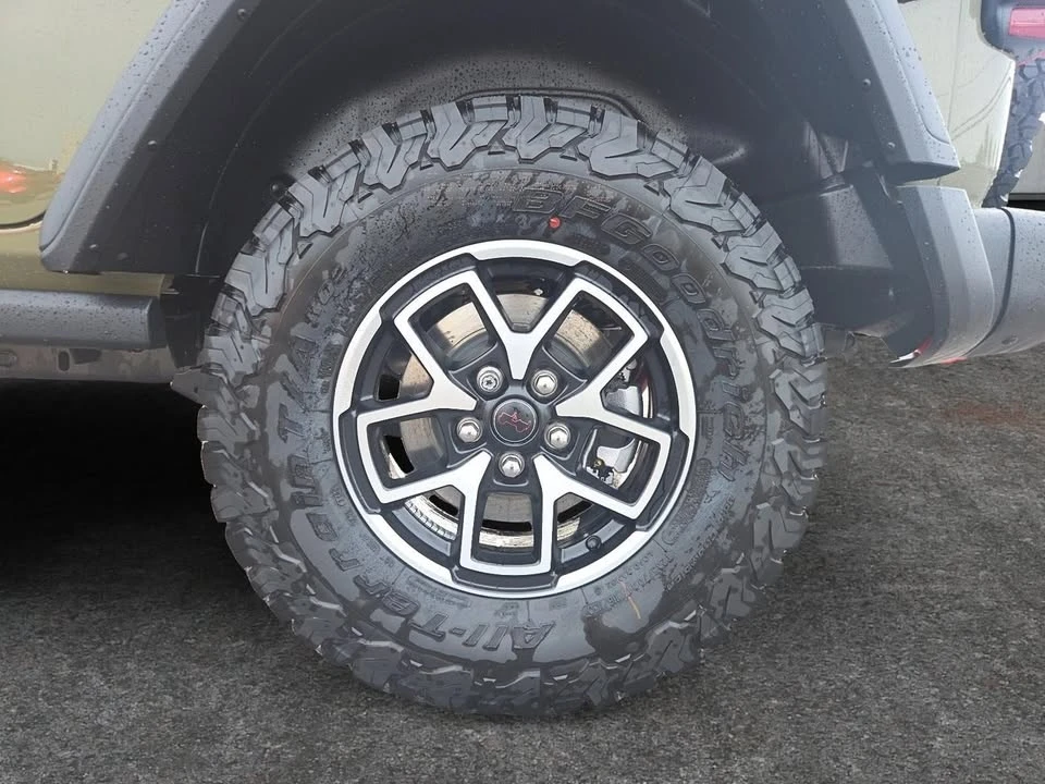 2026 Jeep JL Wrangler - Image 7 of 10
