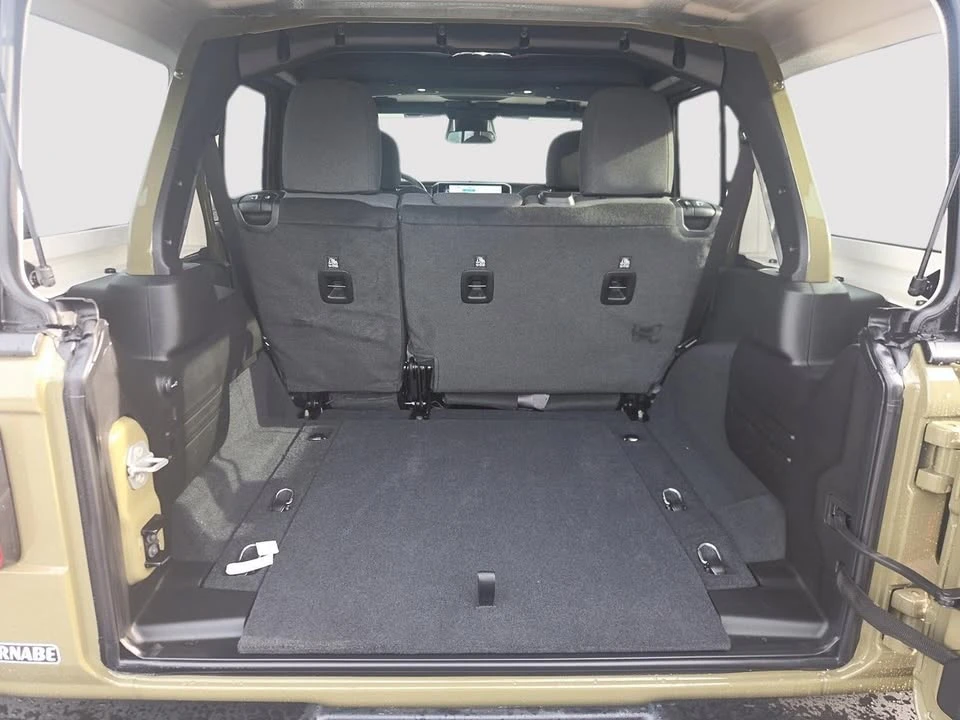 2026 Jeep JL Wrangler - Image 6 of 10