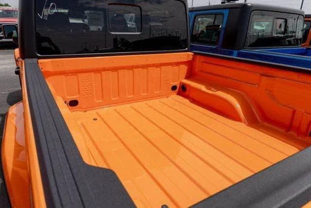 2026 Jeep JL Wrangler - Image 5 of 8