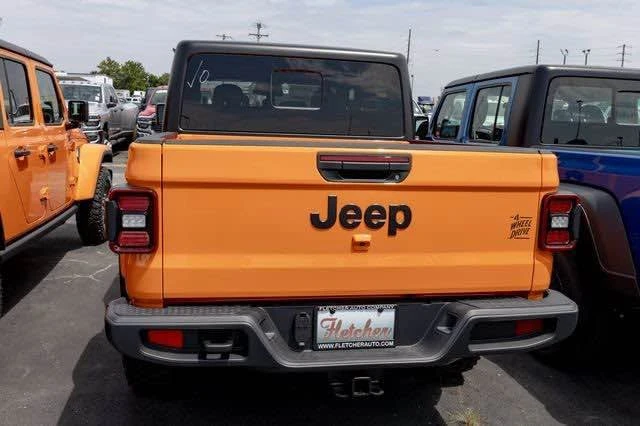 2026 Jeep JL Wrangler - Image 4 of 8