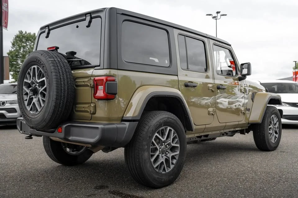 2026 Jeep JL Wrangler - Image 6 of 19