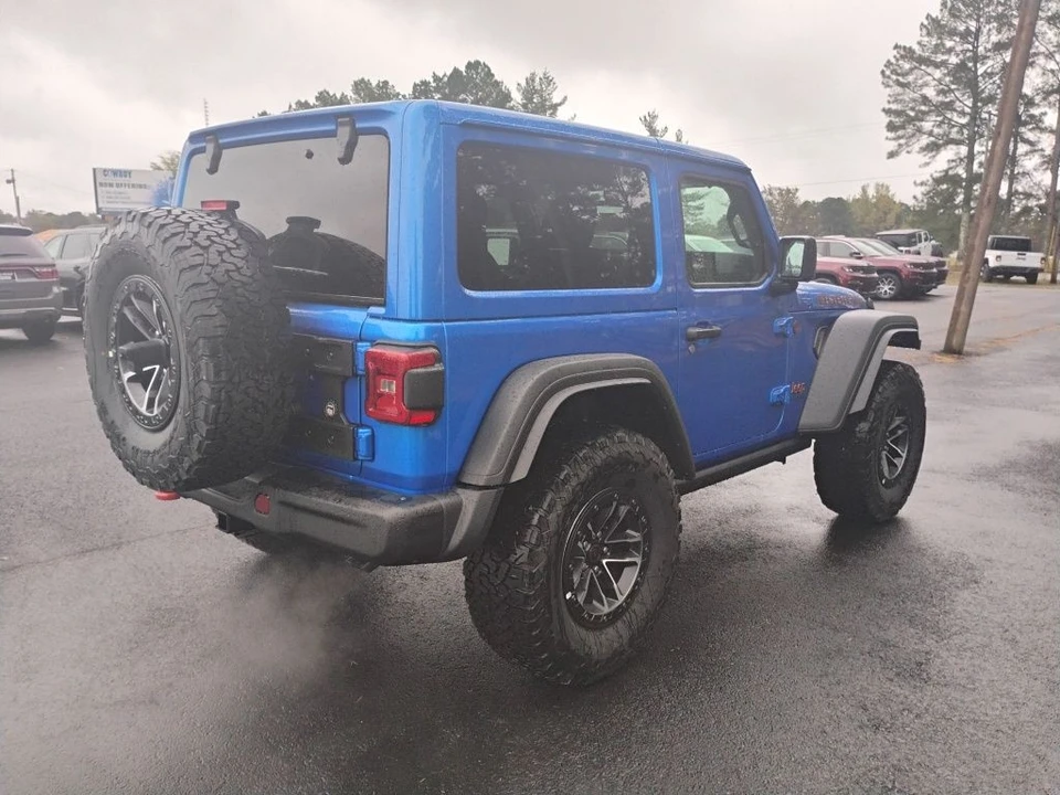 2026 Jeep JL Wrangler - Image 5 of 12
