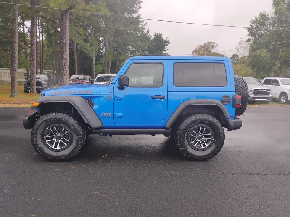 2026 Jeep JL Wrangler - Image 8 of 12