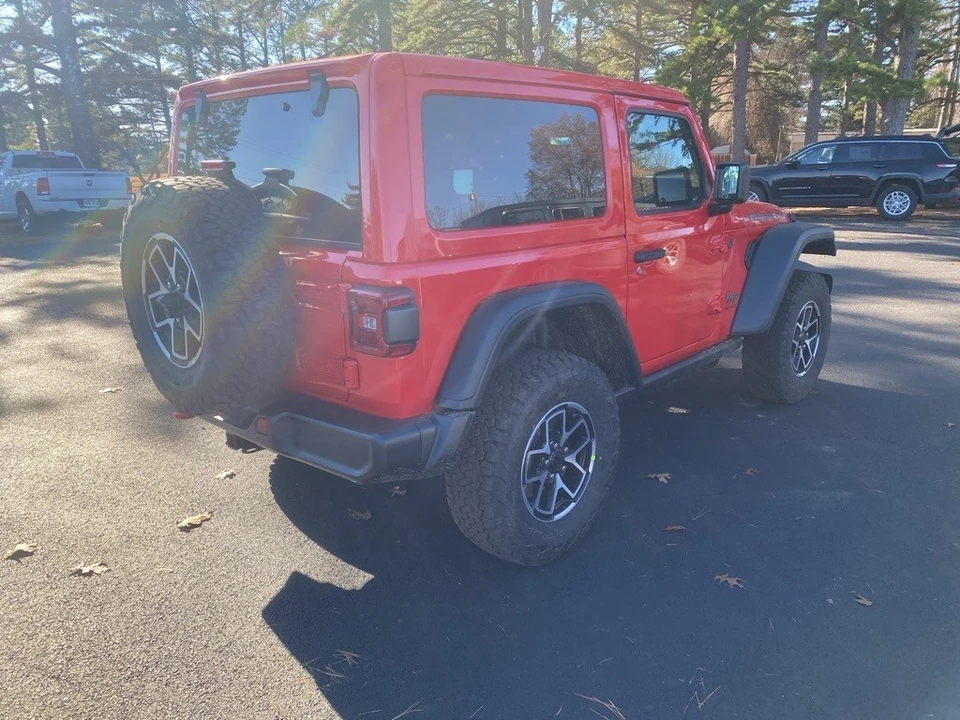 2026 Jeep JL Wrangler - Image 5 of 12