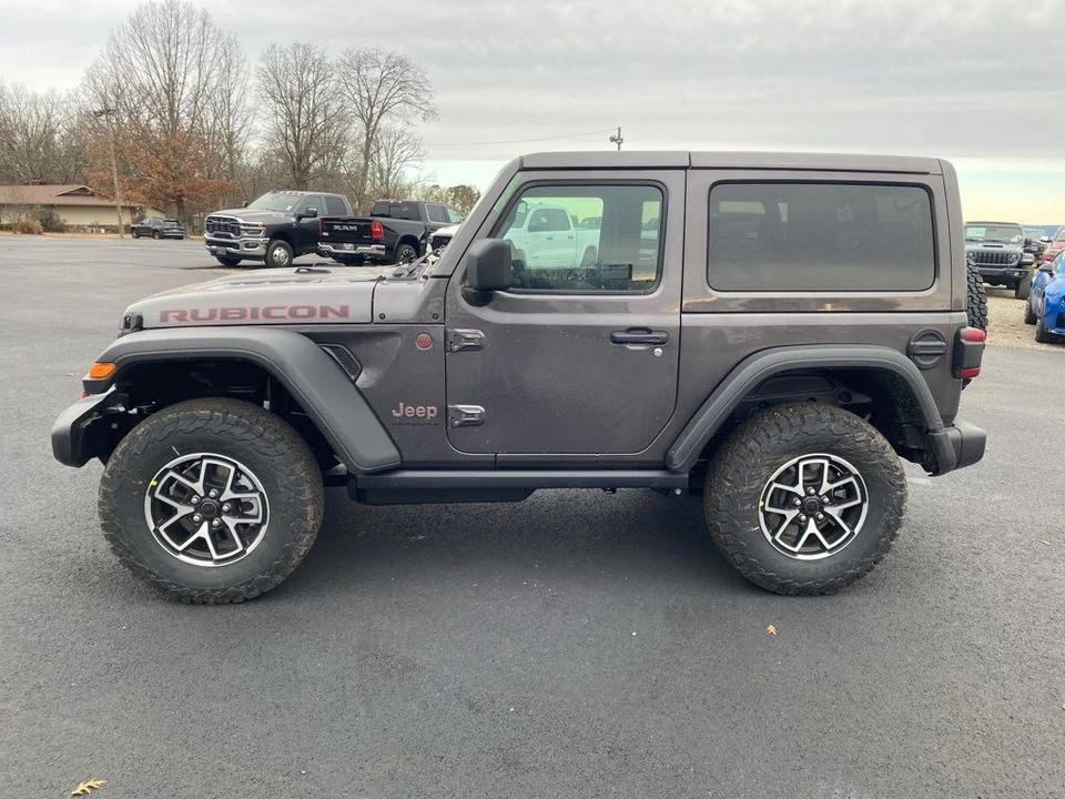 2026 Jeep JL Wrangler - Image 8 of 12