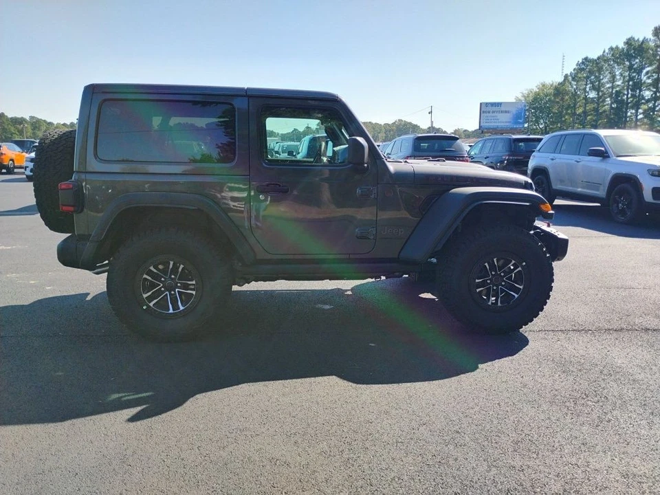 2026 Jeep JL Wrangler - Image 4 of 12