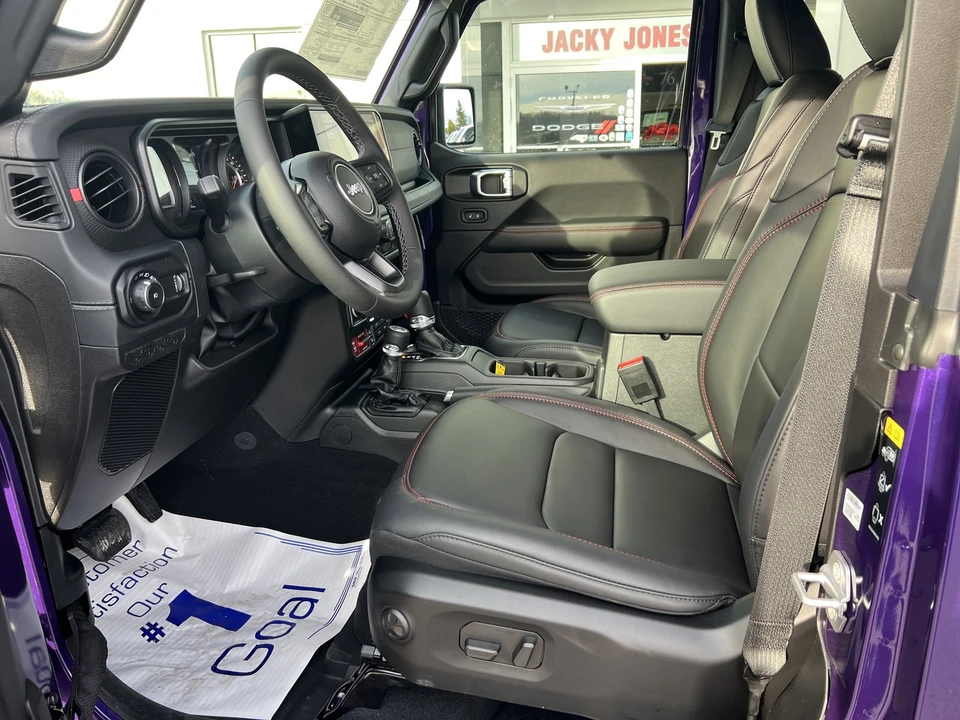 2026 Jeep JL Wrangler - Image 13 of 21