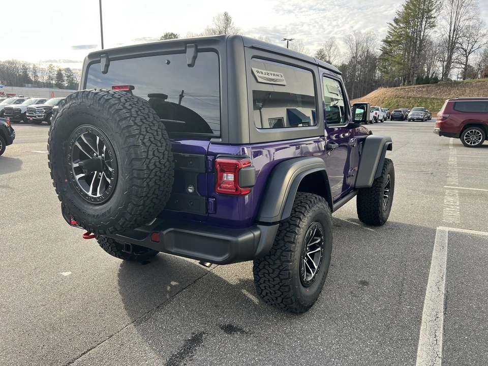 2026 Jeep JL Wrangler - Image 3 of 21
