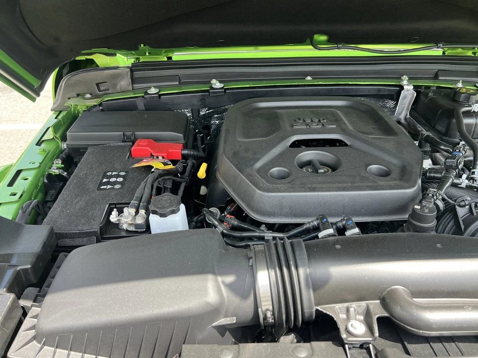 2026 Jeep JL Wrangler - Image 25 of 27