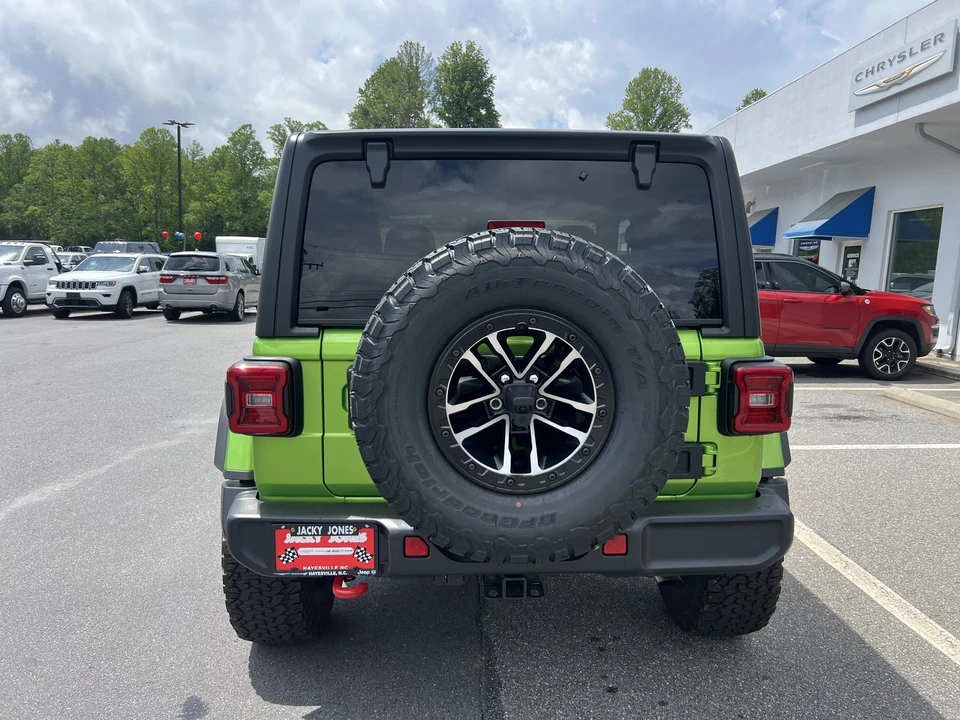 2026 Jeep JL Wrangler - Image 2 of 27