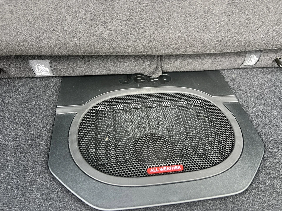 2026 Jeep JL Wrangler - Image 10 of 27