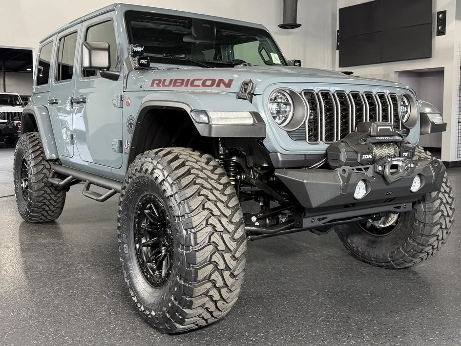 2026 Jeep JL Wrangler - Image 2 of 31