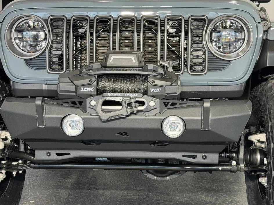 2026 Jeep JL Wrangler - Image 4 of 31