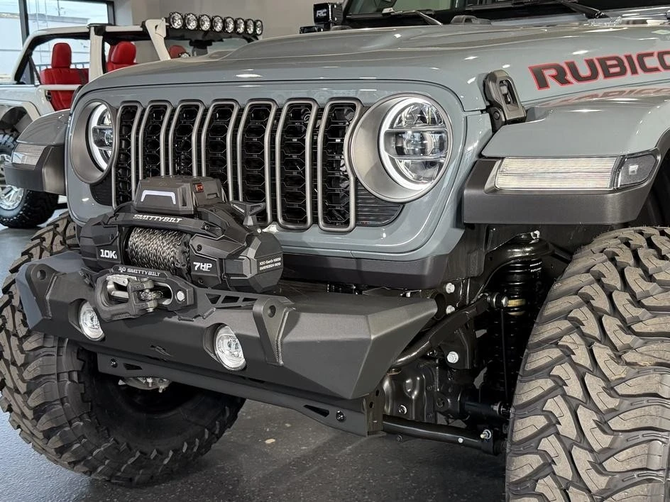 2026 Jeep JL Wrangler - Image 5 of 31