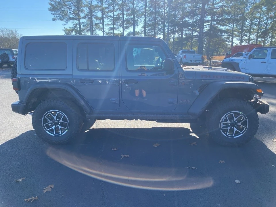 2026 Jeep JL Wrangler - Image 4 of 12