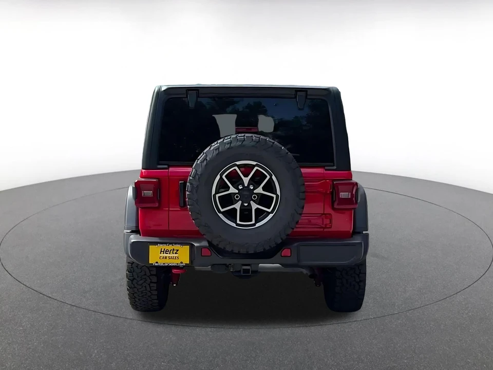 2026 Jeep JL Wrangler - Image 15 of 31