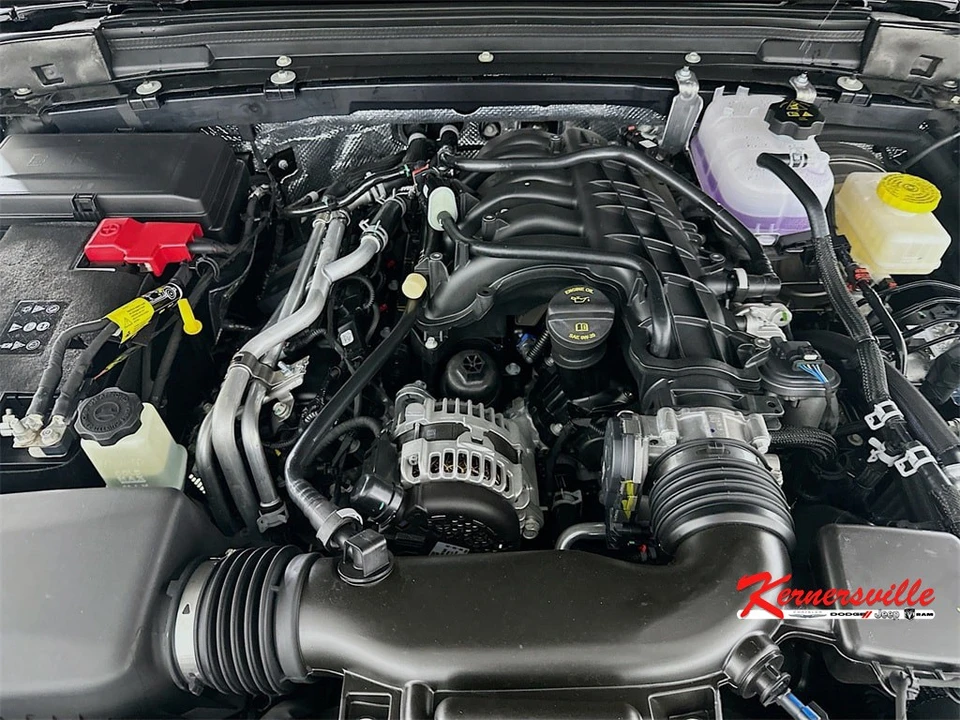 2026 Jeep JL Wrangler - Image 18 of 21