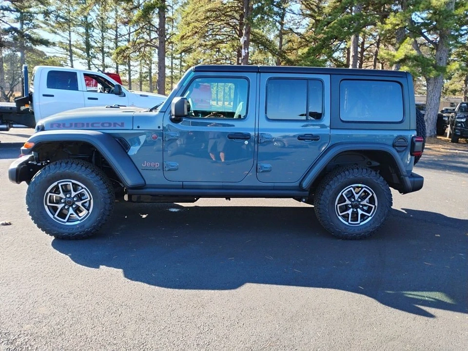 2026 Jeep JL Wrangler - Image 8 of 12