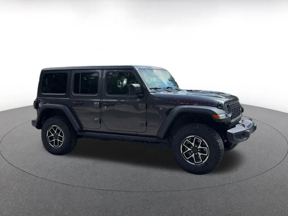 2026 Jeep JL Wrangler - Image 2 of 31