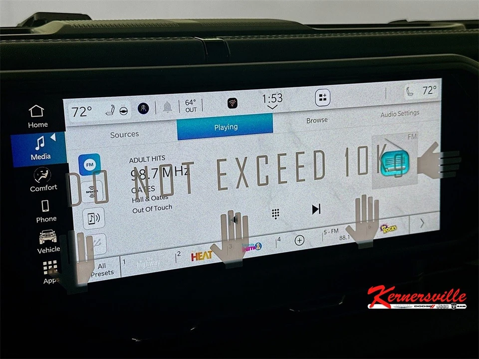 2026 Jeep JL Wrangler - Image 13 of 19