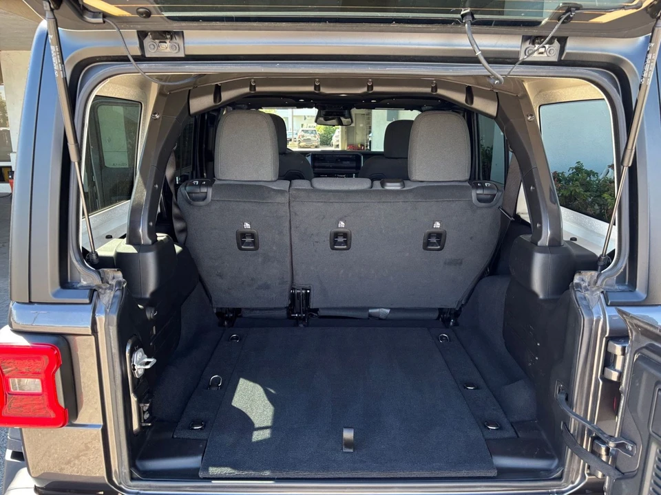 2026 Jeep JL Wrangler - Image 31 of 31