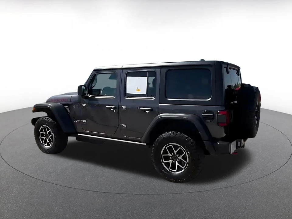 2026 Jeep JL Wrangler - Image 8 of 31