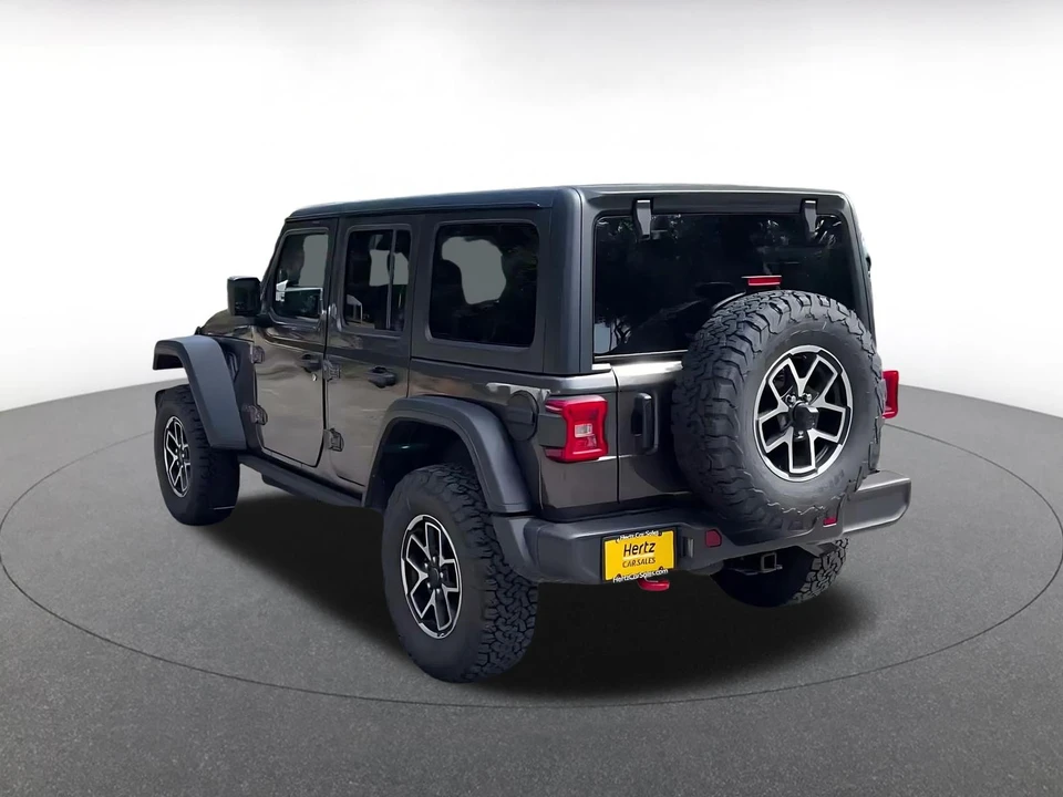 2026 Jeep JL Wrangler - Image 12 of 31