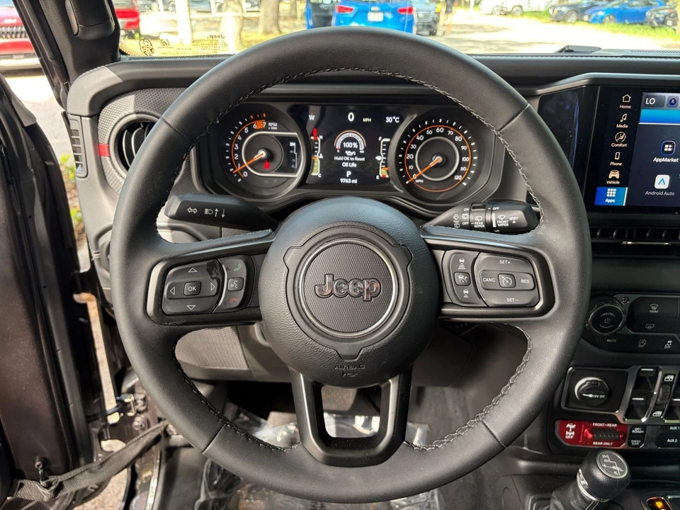 2026 Jeep JL Wrangler - Image 28 of 31