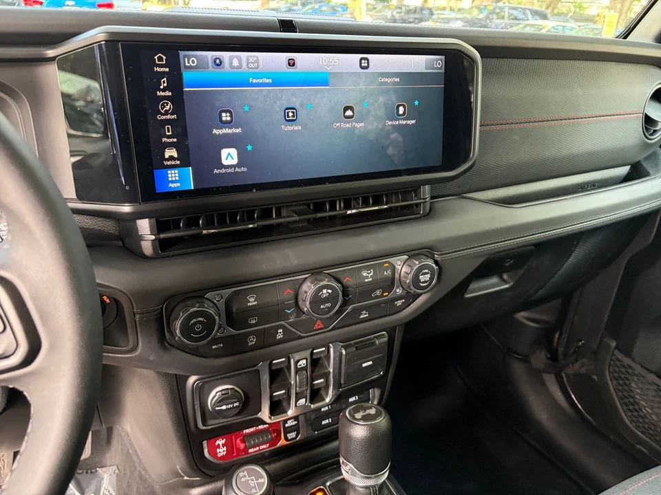 2026 Jeep JL Wrangler - Image 22 of 31