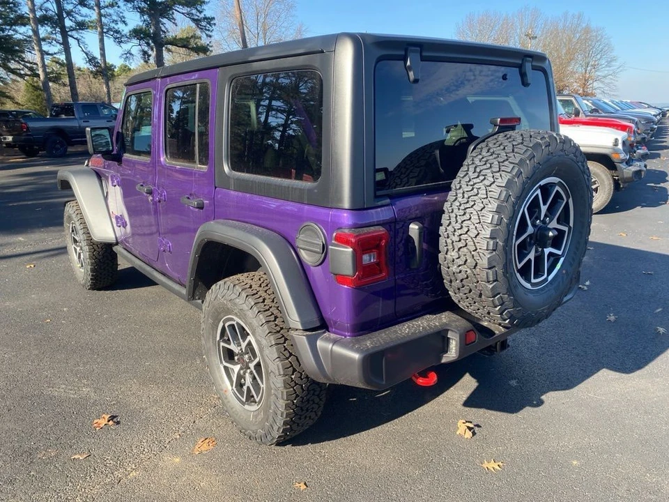 2026 Jeep JL Wrangler - Image 7 of 12