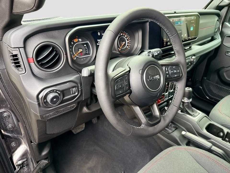 2026 Jeep - Image 17 of 28