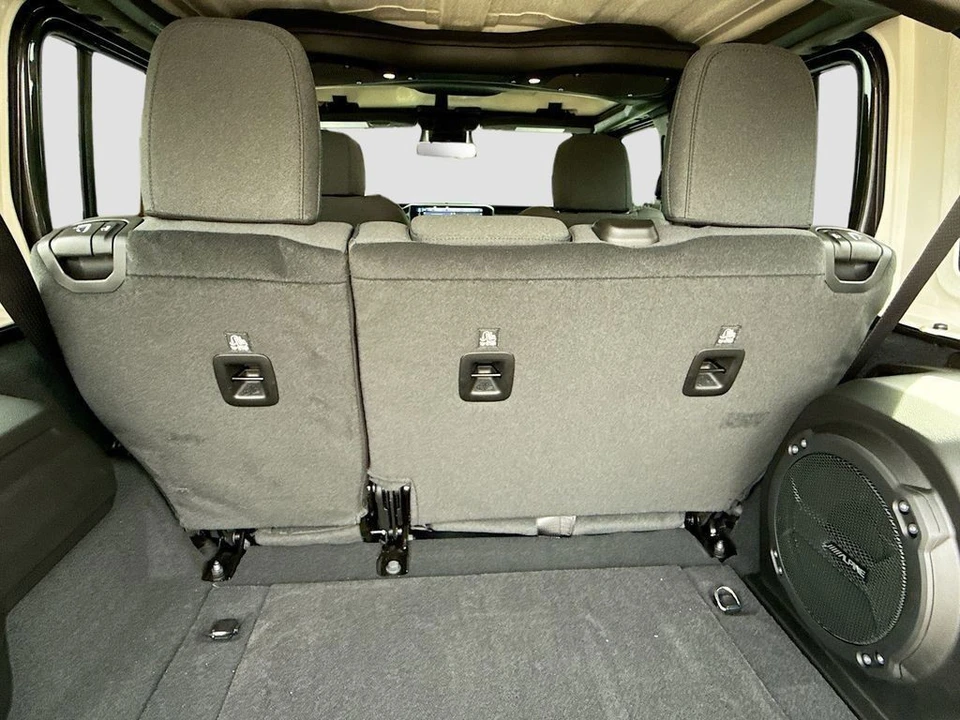 2026 Jeep - Image 11 of 28