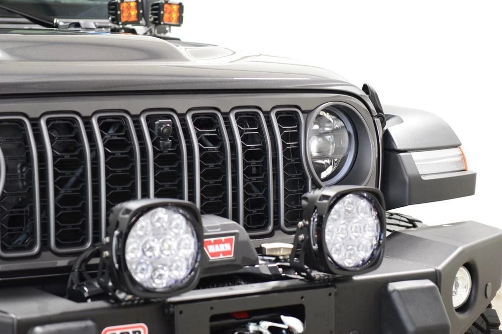 2026 Jeep JL Wrangler - Image 9 of 31