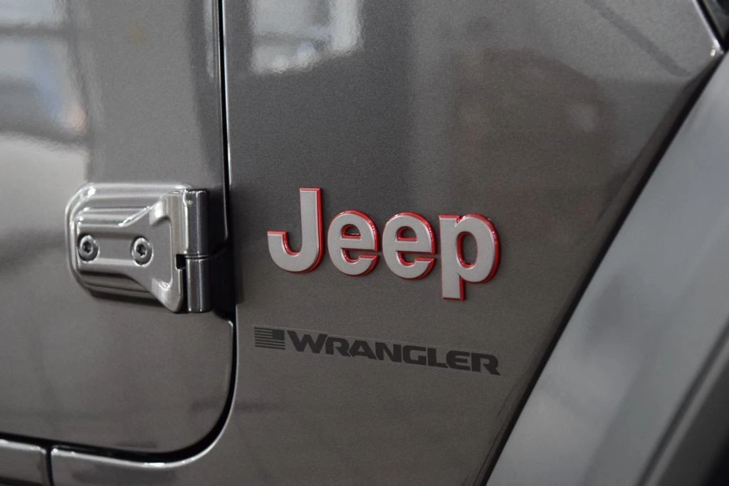 2026 Jeep JL Wrangler - Image 17 of 31