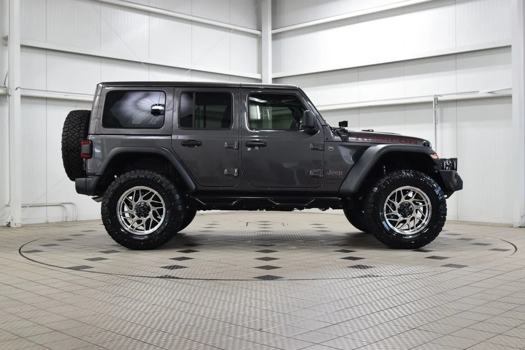 2026 Jeep JL Wrangler - Image 8 of 31
