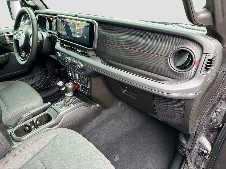 2026 Jeep - Image 16 of 28