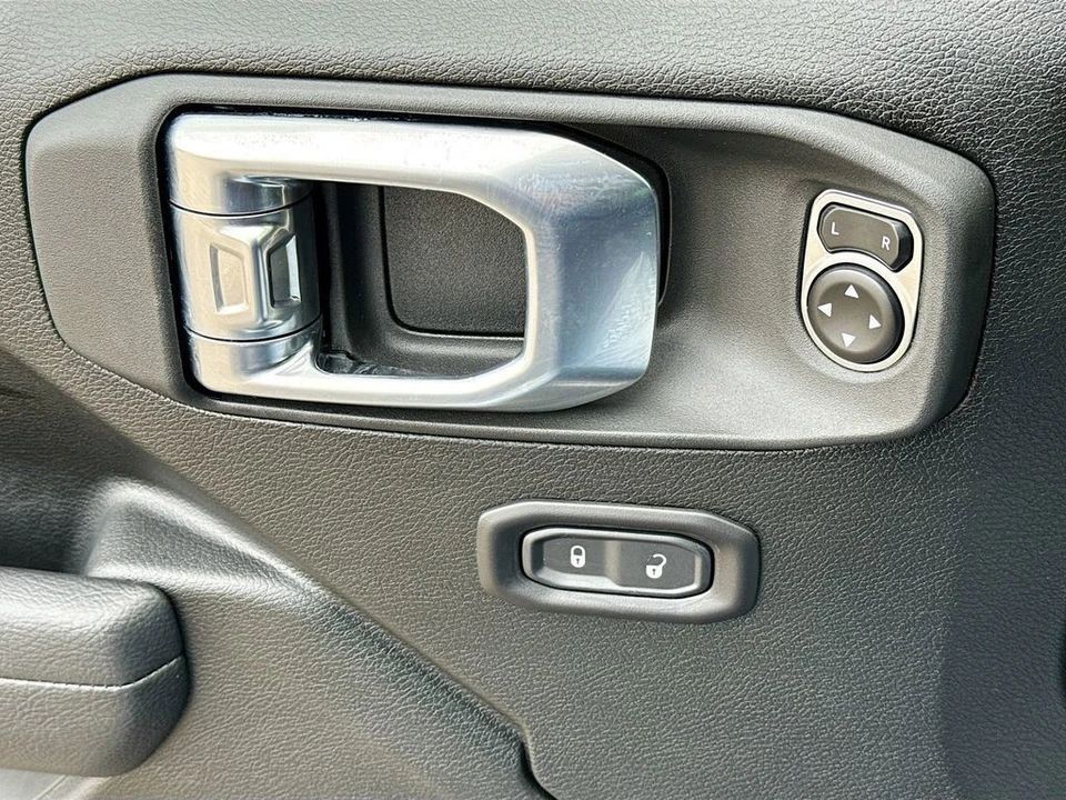 2026 Jeep - Image 15 of 28