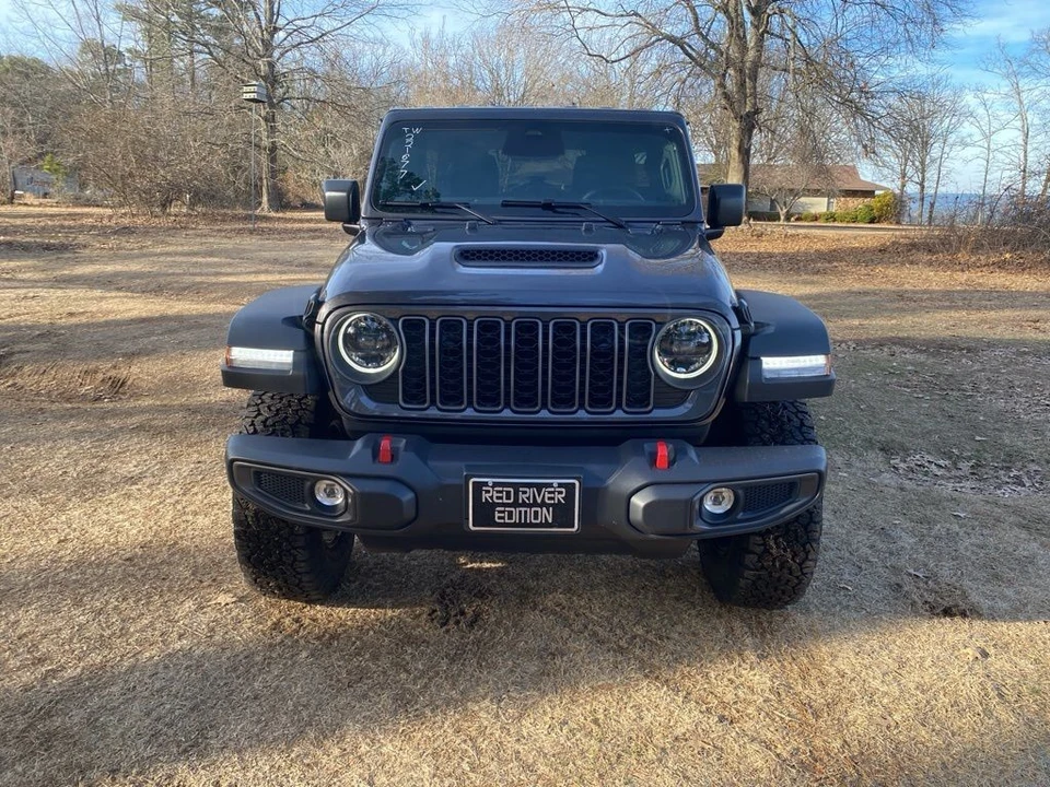 2026 Jeep JL Wrangler - Image 2 of 12