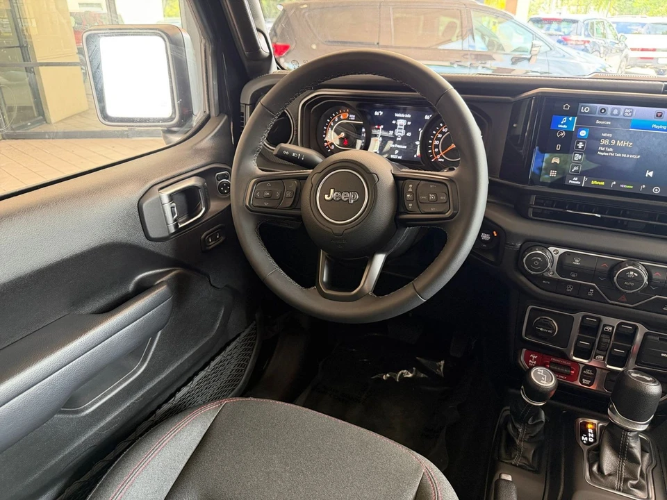 2026 Jeep JL Wrangler - Image 30 of 31