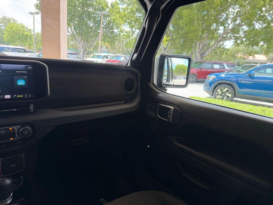 2026 Jeep JL Wrangler - Image 31 of 31
