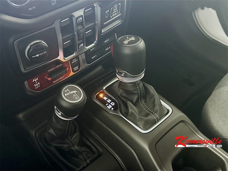 2026 Jeep JL Wrangler - Image 12 of 21