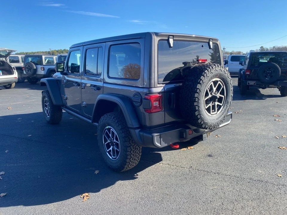 2026 Jeep JL Wrangler - Image 7 of 12