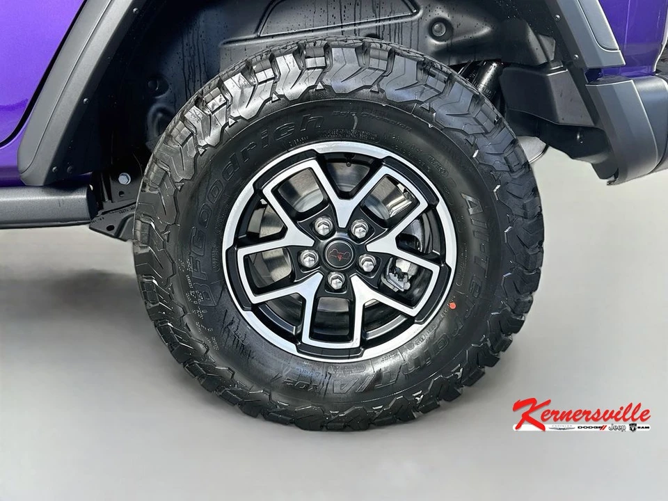 2026 Jeep JL Wrangler - Image 16 of 22