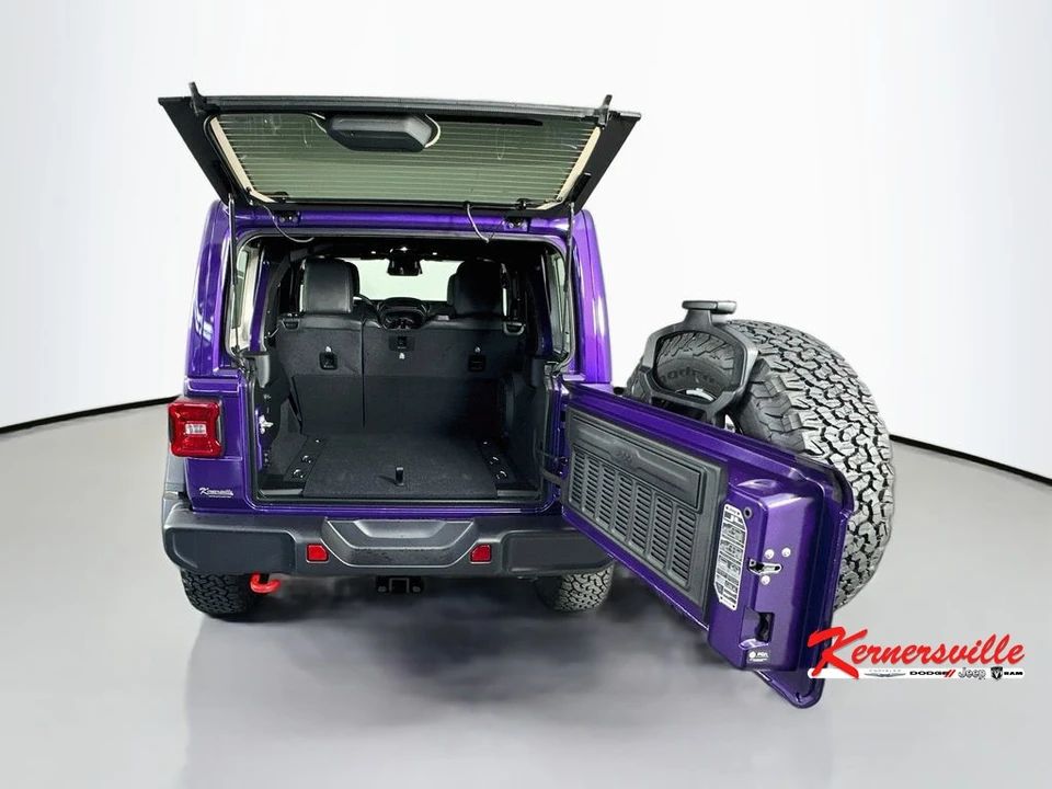 2026 Jeep JL Wrangler - Image 15 of 22