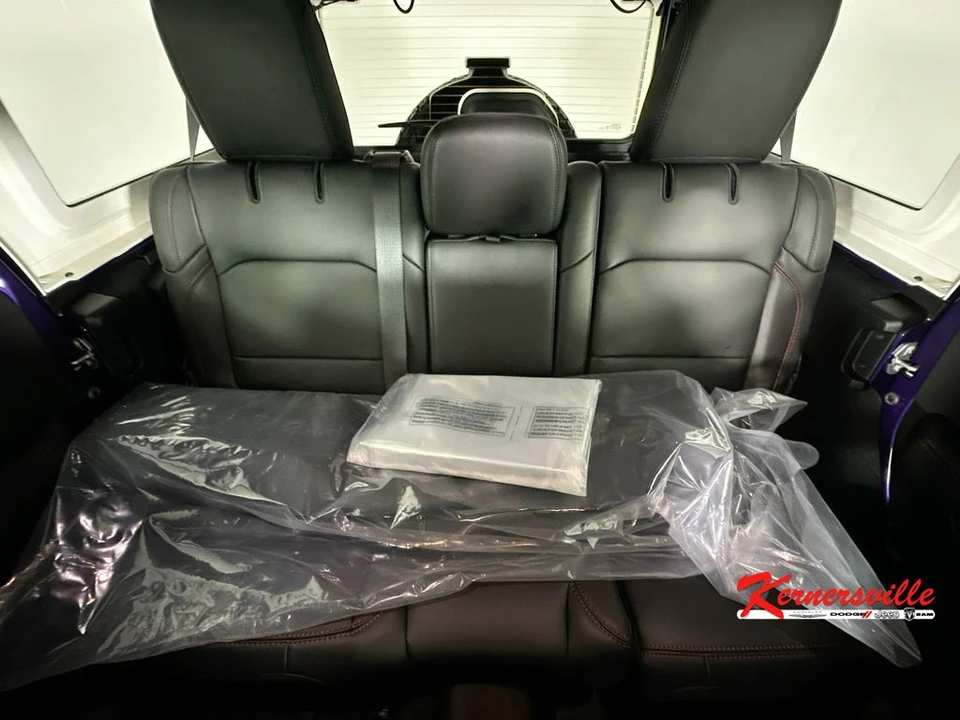 2026 Jeep JL Wrangler - Image 10 of 22