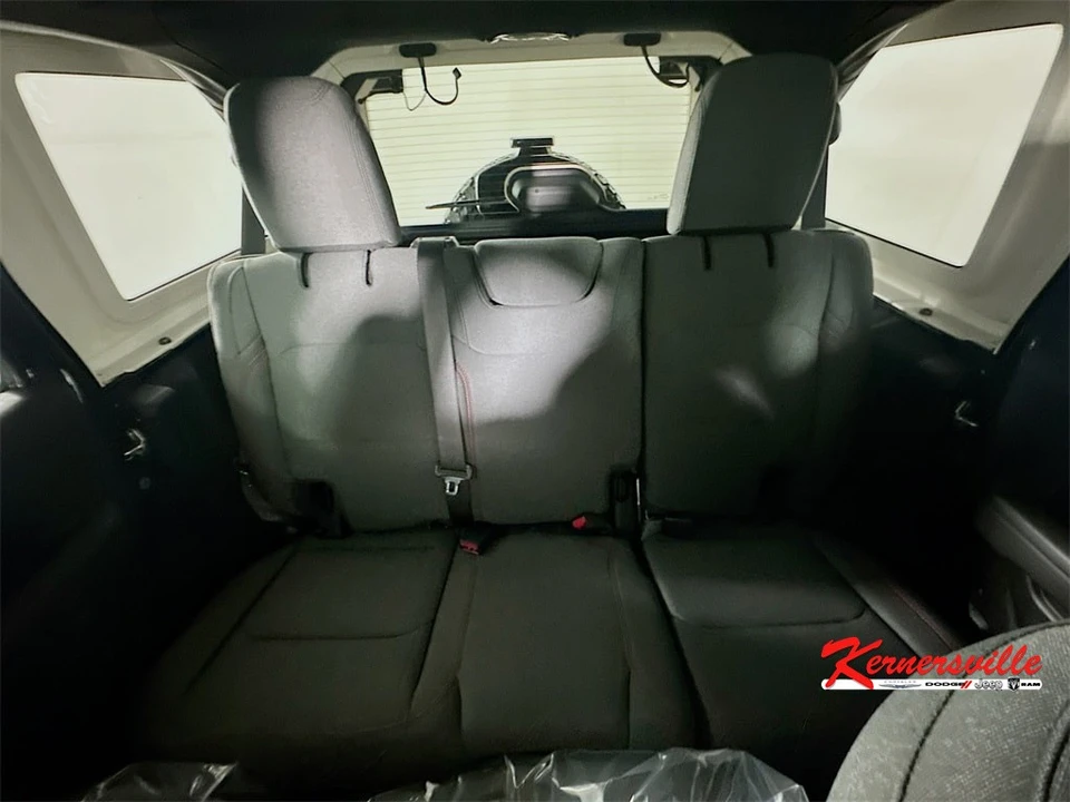 2026 Jeep JL Wrangler - Image 11 of 21